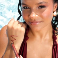 2 in 1 Pro Eye Creator  Waterproof Precision Liner + No Smudge Shadow Stick [buy 1 and get 1 free]