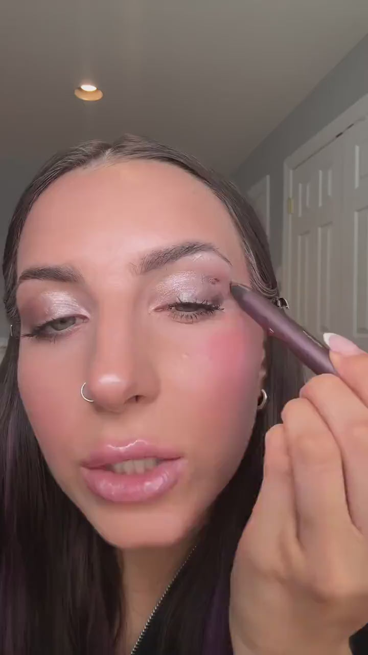 2 in 1 Pro Eye Creator  Waterproof Precision Liner + No Smudge Shadow Stick [buy 1 and get 1 free] video